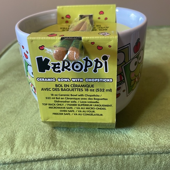 Hello Kitty Keroppi Ceramic Bowl With Chopsticks - Picture 4 of 5